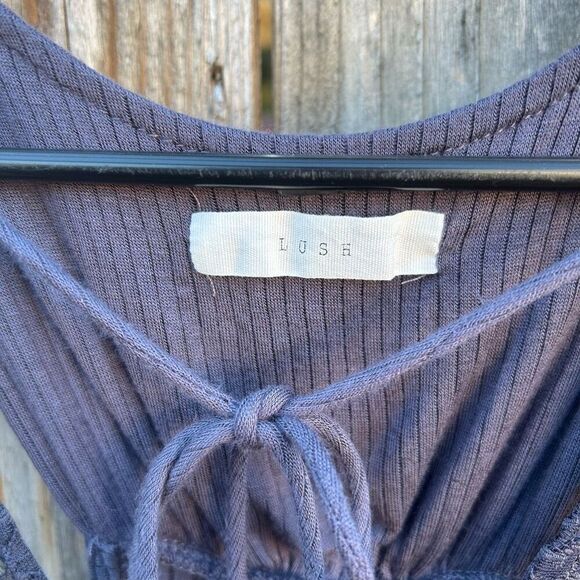 Lush camisole tank size xs - Picture 2 of 9